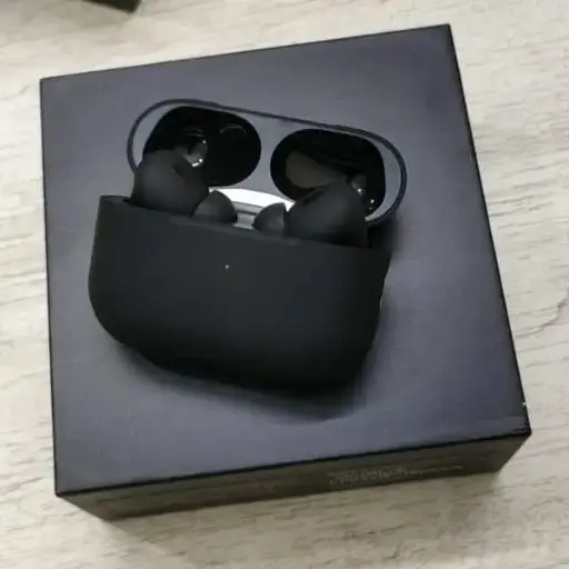 Apple Airbuds pro 2 in black